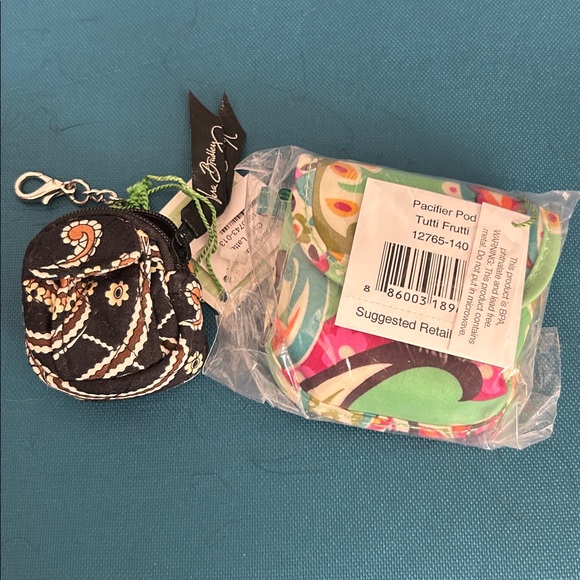 Lot of 25 Vera Bradley new and used - Picture 2 of 8